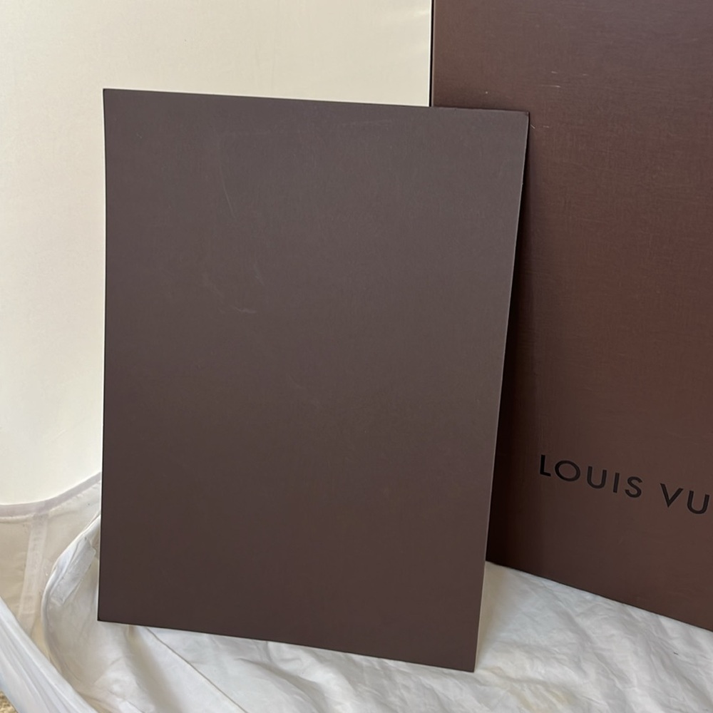 Louis Vuitton Dark Brown Gift Box - Picture 9 of 11